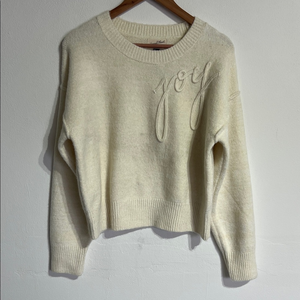 Universal Thread Cream Crew Neck Sweater - Picture 1 of 3